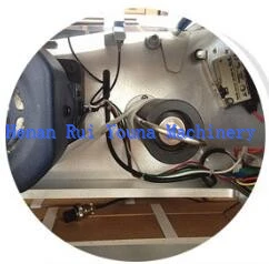 Semi Automatic Pet Bottle Labeling Machine
