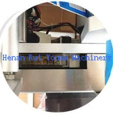 Semi Automatic Pet Bottle Labeling Machine